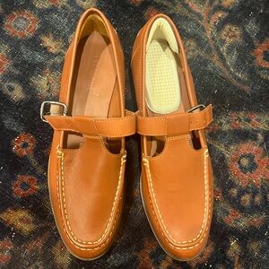 Everlane Women’s Brown Leather Loafers